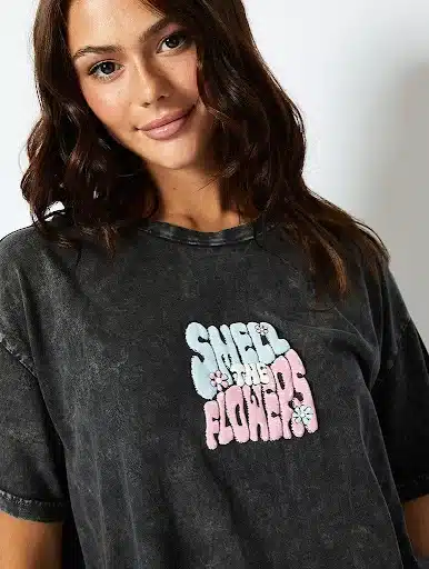 Oversize Vintage Acid Wash T-shirt - Image 4